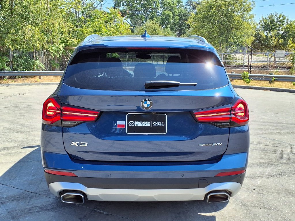 Used 2023 BMW X3 sDrive30i w/ Premium Package RWD image 4