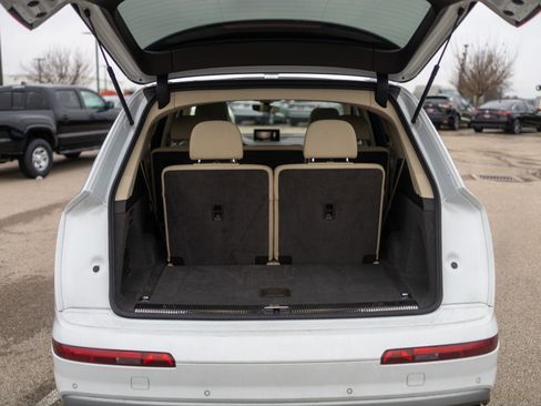Used 2019 Audi Q7 3.0T Premium image 24