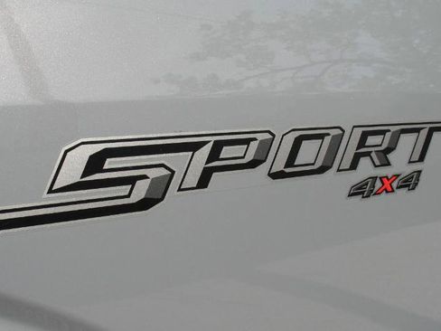 Used 2019 Ford F150 Lariat w/ Equipment Group 502A Luxury AWD/4WD image 88