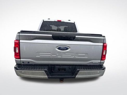 Used 2022 Ford F150 XLT w/ Trailer Tow Package image 4