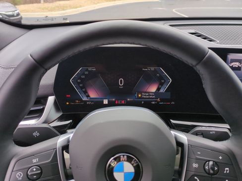 New 2026 BMW X2 xDrive28i w/ Technology Package AWD/4WD image 21