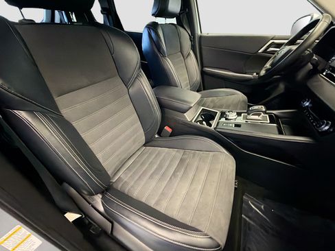 Used 2024 Mitsubishi Outlander SE image 15