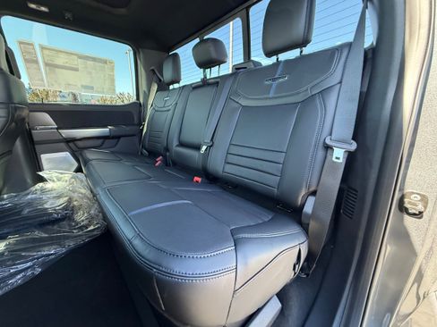 New 2026 Ford F350 Platinum w/ Tremor Off-Road Package AWD/4WD image 15