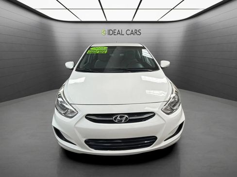 Used 2016 Hyundai Accent SE FWD image 2