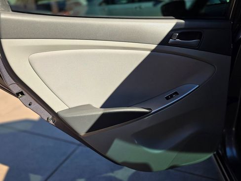 Used 2017 Hyundai Accent SE image 26