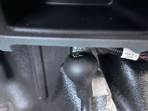 Used 2015 Ford F250 XL w/ Power Equipment Group image 48