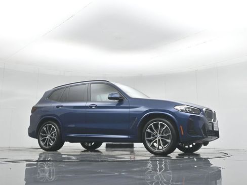 Used 2022 BMW X3 sDrive30i w/ M Sport Package image 2