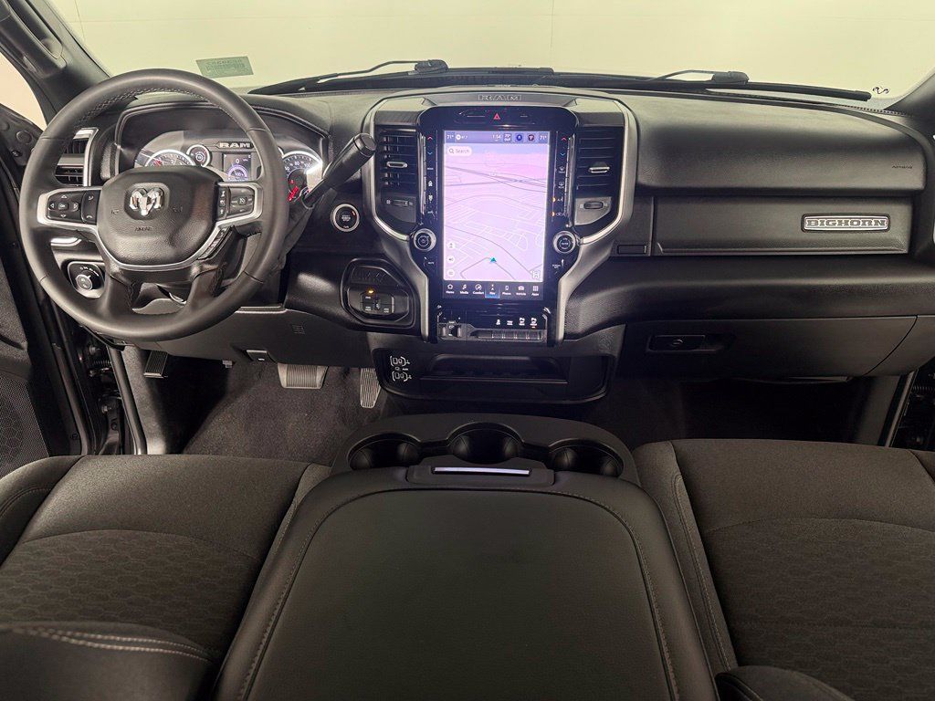 Used 2025 RAM 2500 Big Horn AWD/4WD image 14