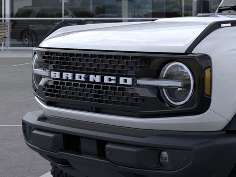 New 2026 Ford Bronco Outer Banks w/ Sasquatch Package image 19