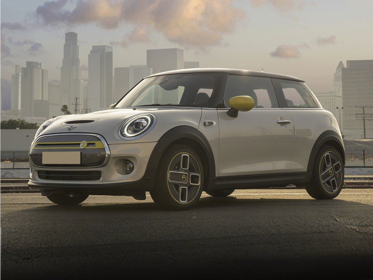 Used 2021 MINI Cooper SE w/ 6.5" Touchscreen Package FWD image 1