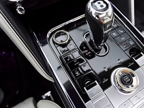 Used 2022 Bentley Flying Spur W12 AWD/4WD image 73