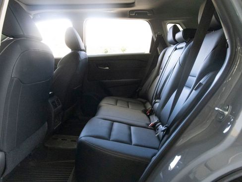 Used 2023 Nissan Rogue SL FWD image 20