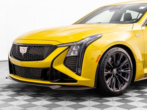 Certified 2025 Cadillac CT5 V Blackwing w/ Carbon Fiber 2 Package RWD image 41