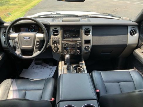 Used 2015 Ford Expedition Limited AWD/4WD image 16