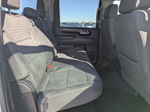 Used 2024 Chevrolet Silverado 3500 LT image 24