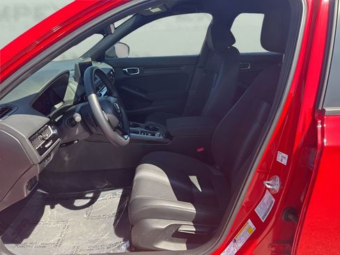 Used 2025 Honda Civic Sport image 10