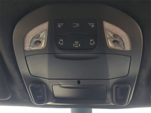 New 2026 Chrysler Pacifica Pinnacle w/ Trailer Tow Group image 28