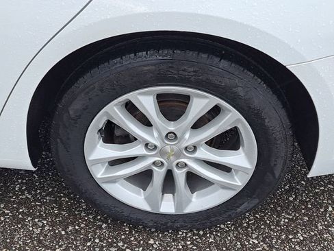 Used 2017 Chevrolet Malibu LT w/ Leather Package image 26