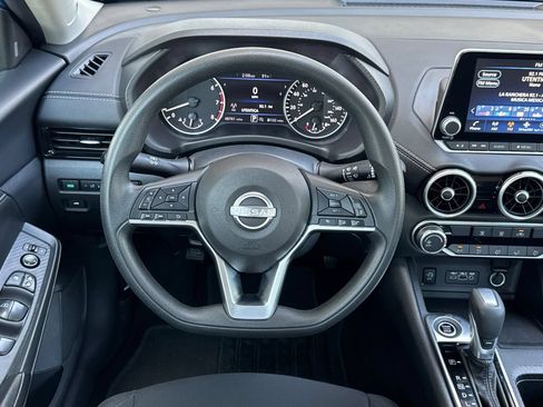 Used 2024 Nissan Sentra SV FWD image 14