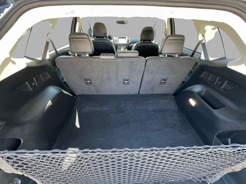 Used 2017 Ford Edge SEL w/ Equipment Group 201A AWD/4WD image 35