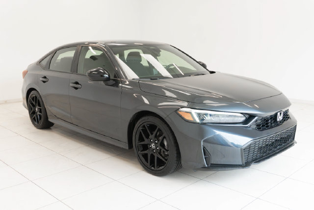 Used 2025 Honda Civic Sport image 15