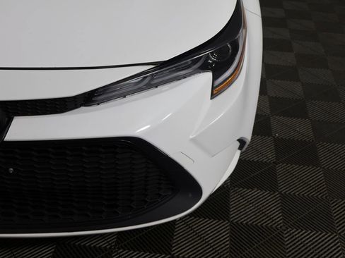 Used 2020 Toyota Corolla LE w/ Carpet Mat Package (TMS) FWD image 11