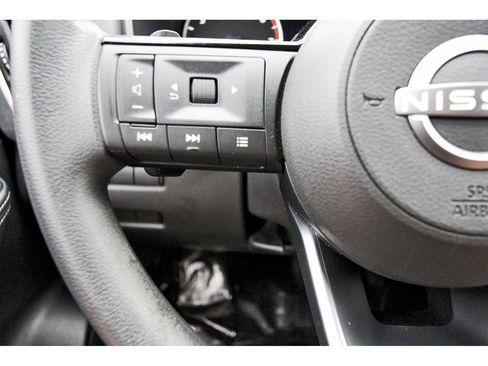 Used 2023 Nissan Rogue SV AWD/4WD image 15