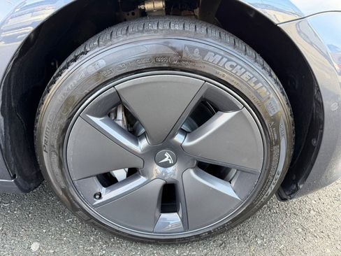 Used 2022 Tesla Model 3 Long Range image 46