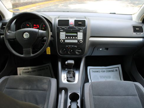 Used 2009 Volkswagen Jetta S FWD image 13