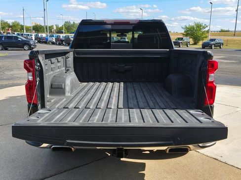Used 2019 Chevrolet Silverado 1500 LTZ AWD/4WD image 15