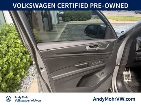Used 2024 Volkswagen Atlas Cross Sport SEL R-Line AWD/4WD image 15