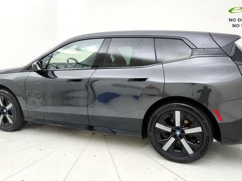 Used 2024 BMW iX xDrive50 w/ Sport Package AWD/4WD image 24