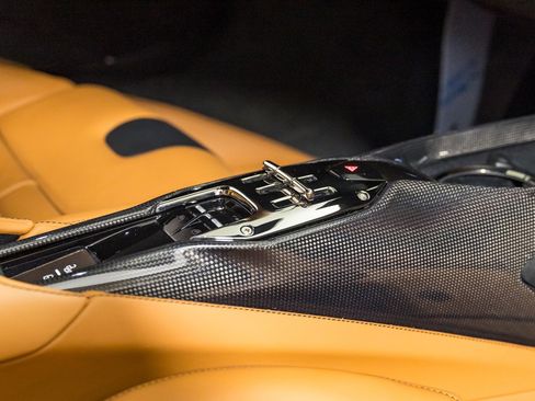 Used 2022 Ferrari SF90 Stradale image 25