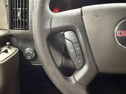 Used 2025 GMC Savana 3500 LT w/ LT Preferred Equipment Group RWD image 20