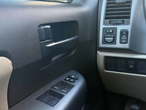 Used 2011 Toyota Sequoia SR5 image 15