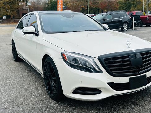 Used 2015 Mercedes-Benz S 550 4MATIC Sedan w/ Premium 1 Package image 29