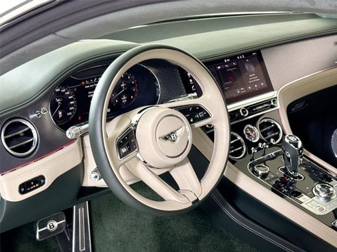 Used 2024 Bentley Continental GT Speed image 16