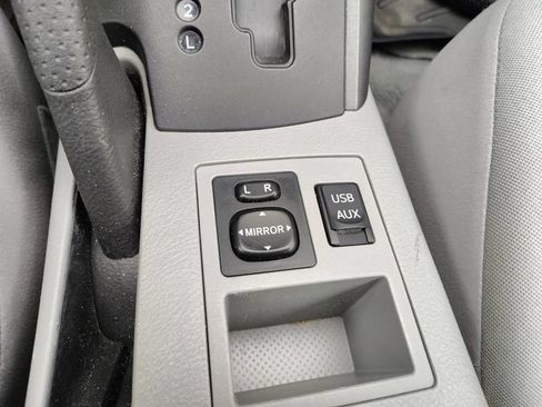 Used 2012 Toyota RAV4 4WD w/ Value Pkg image 17