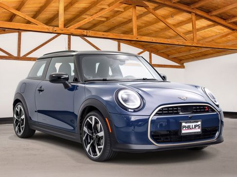 Used 2025 MINI Cooper S FWD image 8