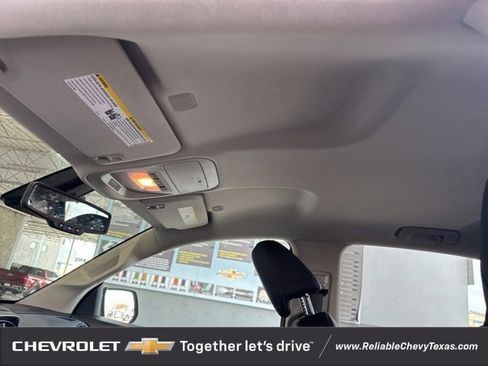 Used 2021 Chevrolet Colorado Z71 w/ Z71 Midnight Edition image 12