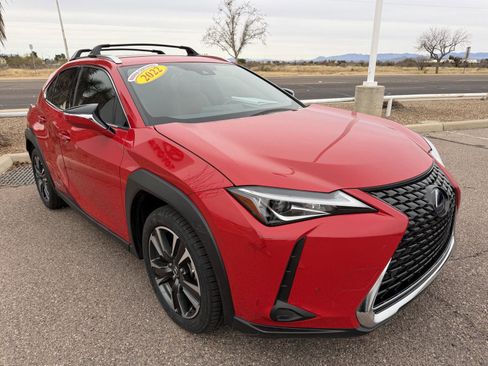 Used 2022 Lexus UX 250h w/ Accessory Package (Z2) image 9