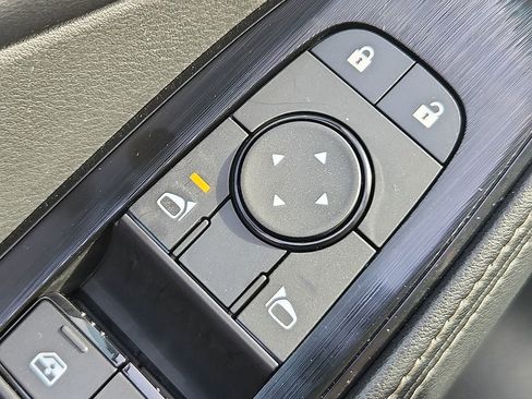 Certified 2024 Nissan Rogue SV image 26