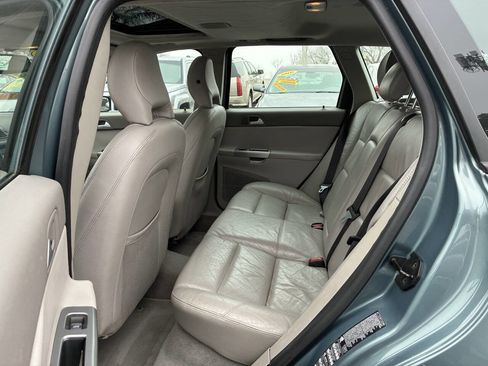 Used 2005 Volvo V50 2.4i image 4