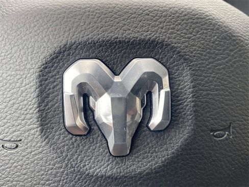 Used 2022 RAM 1500 Big Horn image 32