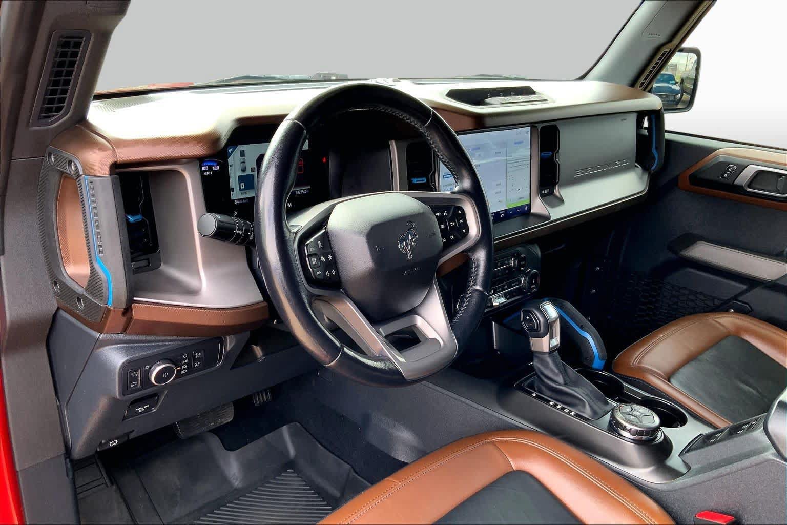 Used 2022 Ford Bronco Outer Banks AWD/4WD image 18