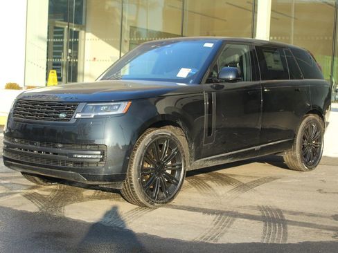 New 2026 Land Rover Range Rover Long Wheelbase SE AWD/4WD image 1