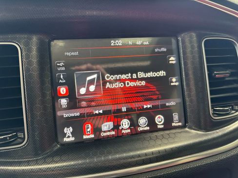 Used 2015 Dodge Charger R/T image 28