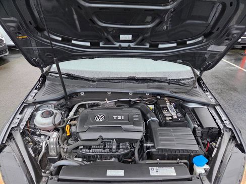 Used 2018 Volkswagen Golf Alltrack SE image 23