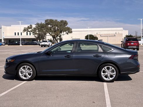 Certified 2025 Honda Accord LX image 3
