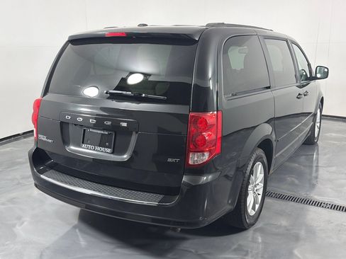 Used 2014 Dodge Grand Caravan SXT w/ UConnect Hands-Free Group FWD image 5